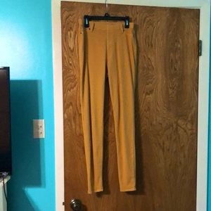 Time and tru gold jeggings size 4-6